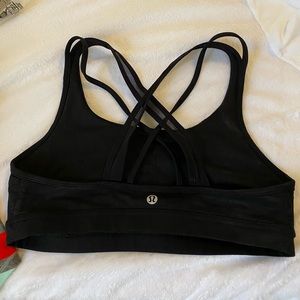 NWOT Lululemon black sports bra size 8